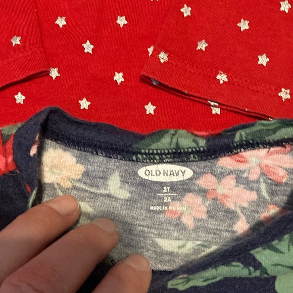 Assorted Girls' Long Sleeve Tops - Picture 5 of 13